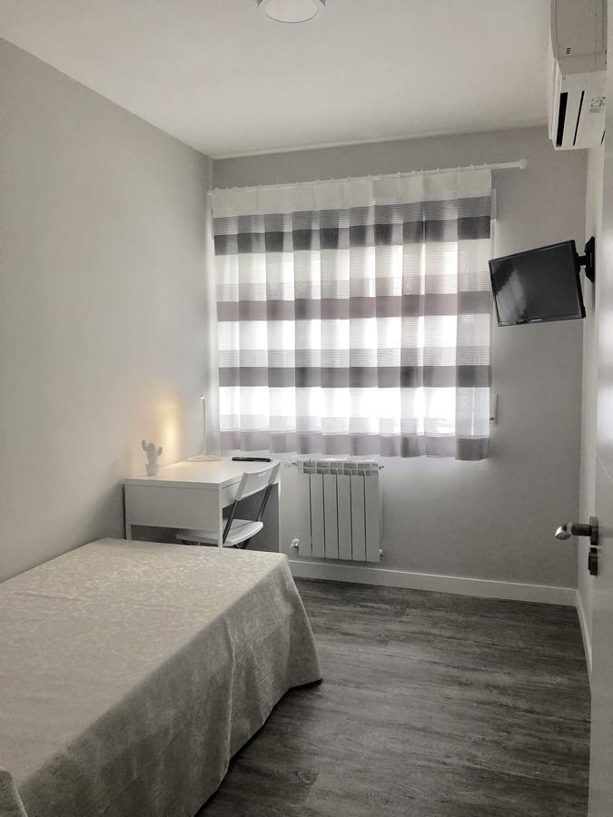 Plaza 5 Carabanchel Apartment Madrid Exterior photo